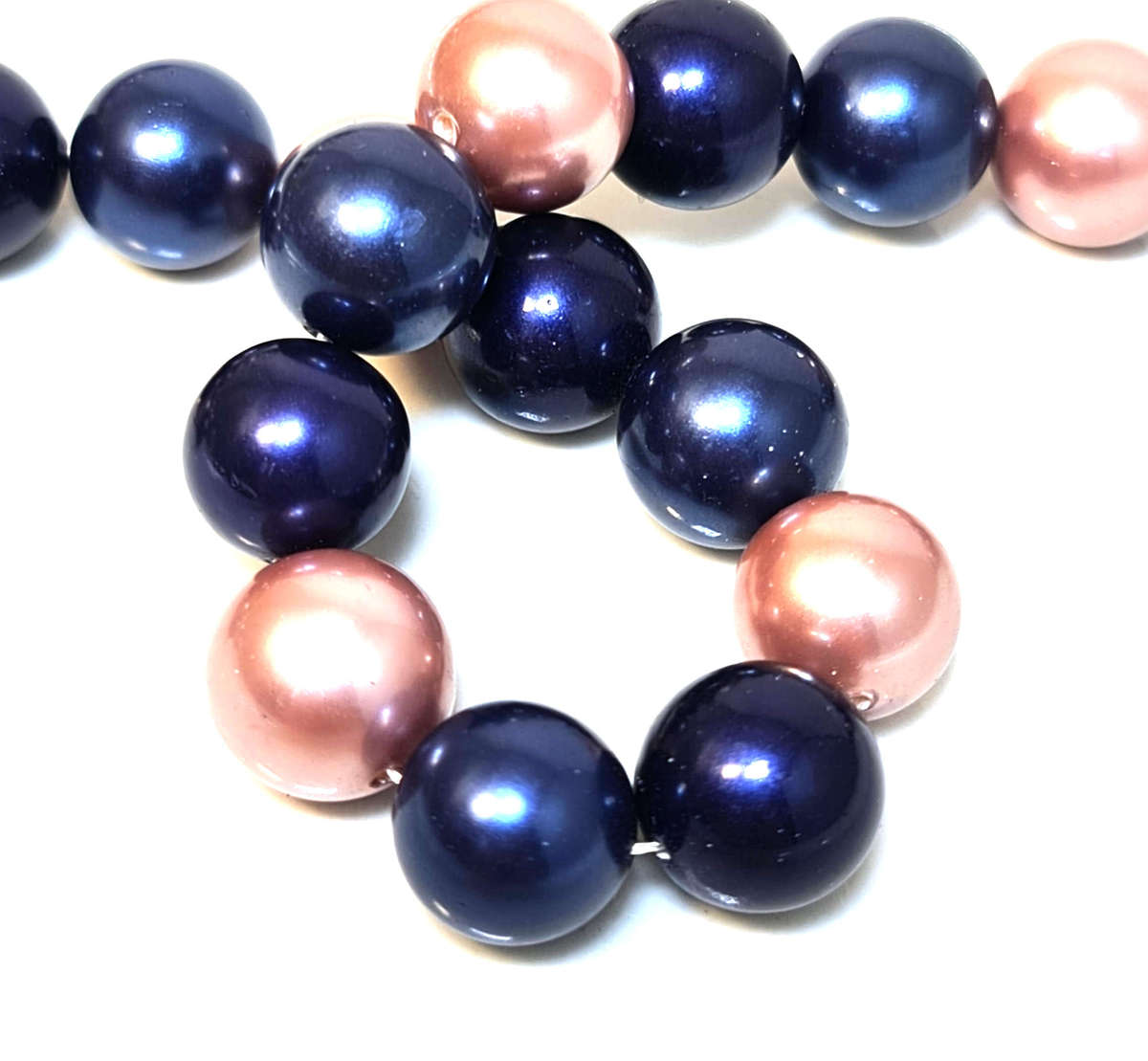 Shell pearl string, round - creamrose, night blue, 12mm, 40cm