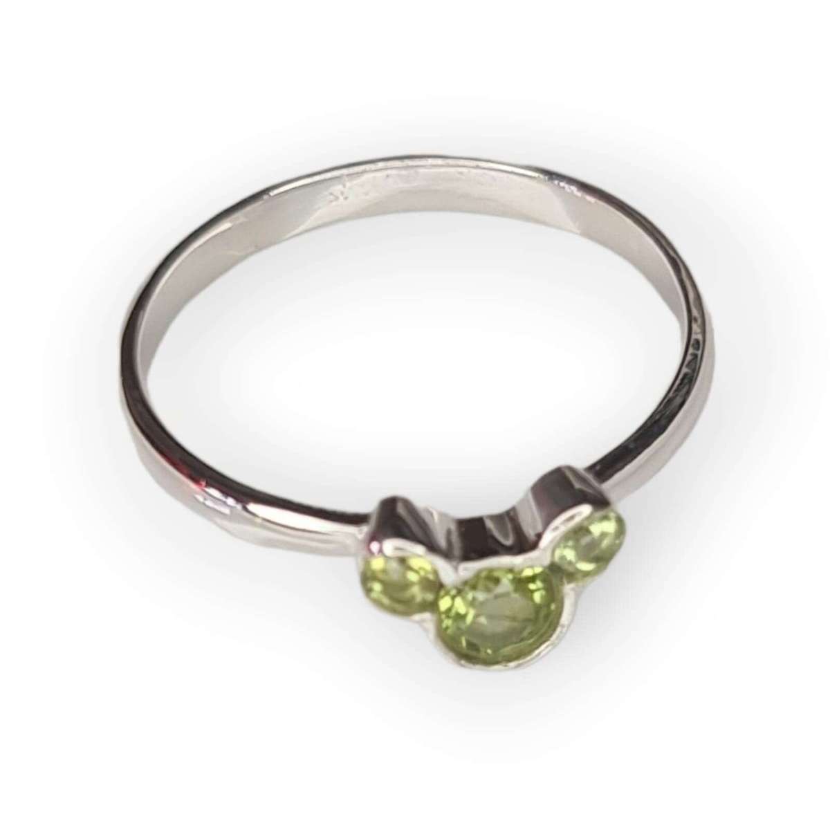 Peridot ring in 925 silver, round, size 7