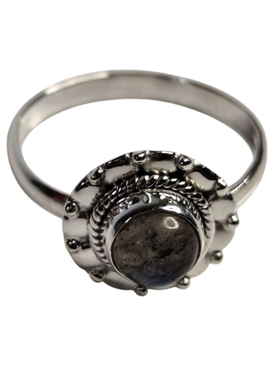 Labradorite ring in 925 silver, Round cut, size 7