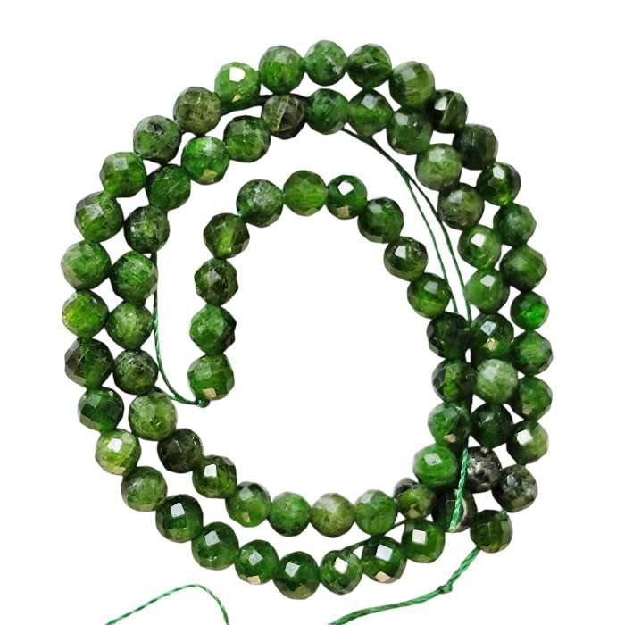 Green Diopside facet round shaped bead string, 5-5.4mm, 38cm