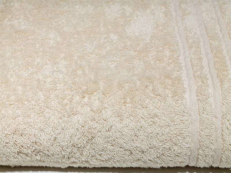 Bunty's Surplus Bath Sheet - Design 021