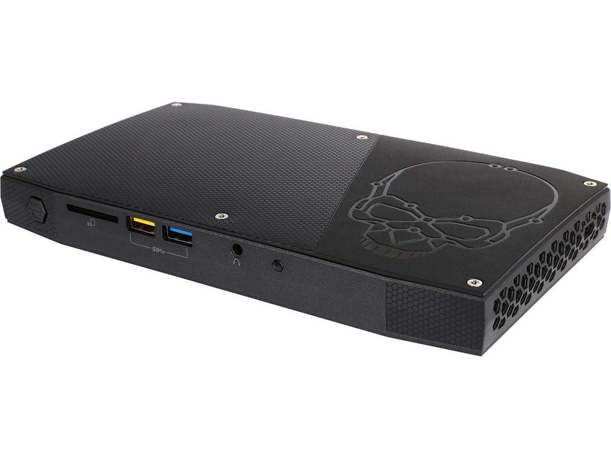 Intel NUC Skull Canyon Intel Core i7-6770HQ, 240GB SSD, 16Gb Memory,Windows 10