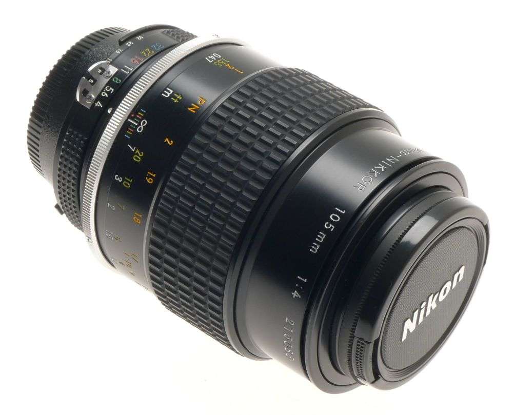 MICRO-NIKKOR 105mm 1:4 FILTER CAPS HOOD 4/105mm MINT SLR 35mm BLACK CAMERA LENS