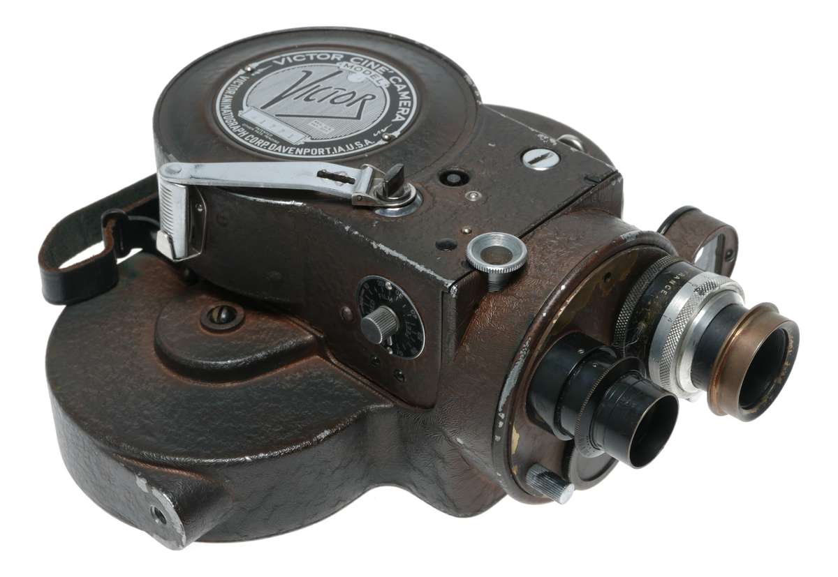 Victor 16mm cine camera Berthiot Cinor lenses 1.5/25mm Dallmeyer