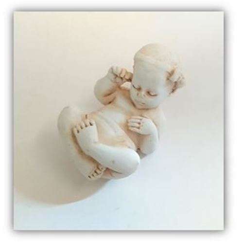 4.5cm Baby with Headband statue