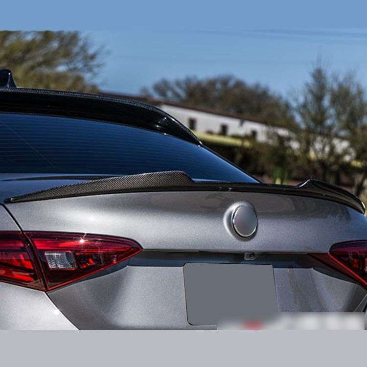 Alfa Romeo Giulia 2015/Up Boot Spoiler Gloss Black