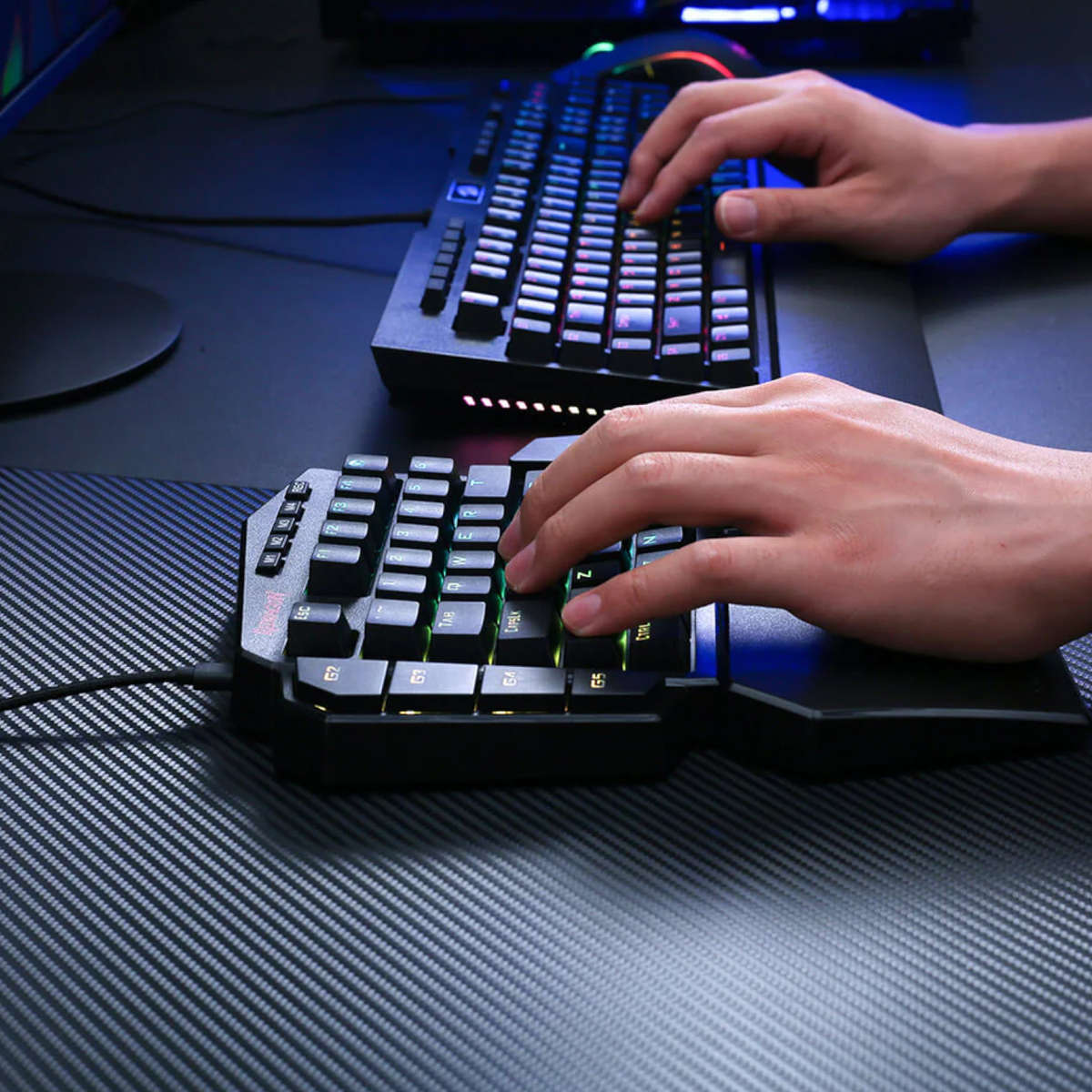 Redragon - Diti Elite Pro One-Handed RGB Wireless Mechanical Gaming Keyboard - Black - Redragon -...