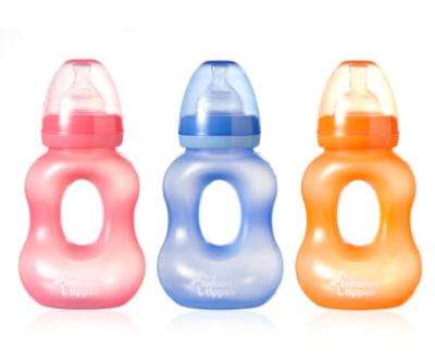 Tommee Tippee - Essential Basics Wide Neck Gripper Bottle (240ml) (Supplied Colour May Vary)