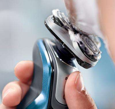 Philips Series 5000 Aqua Touch Electric Shaver with Smart Click Trimmer S5420/06