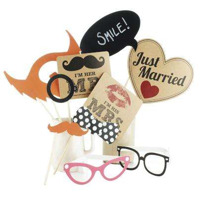 Vintage Affair - Photo Booth Kit (Pack of 1)