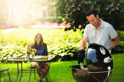 Weber MasterTouch with GBS Grate and Tuck Away Lid (57cm) (Black)