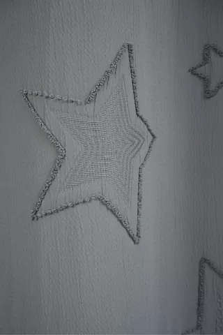 Eyelet Tufted Star Curtain 140x225cm