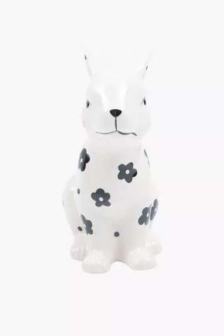 Daisy Bunny Statue - 15 x 20.5 cm