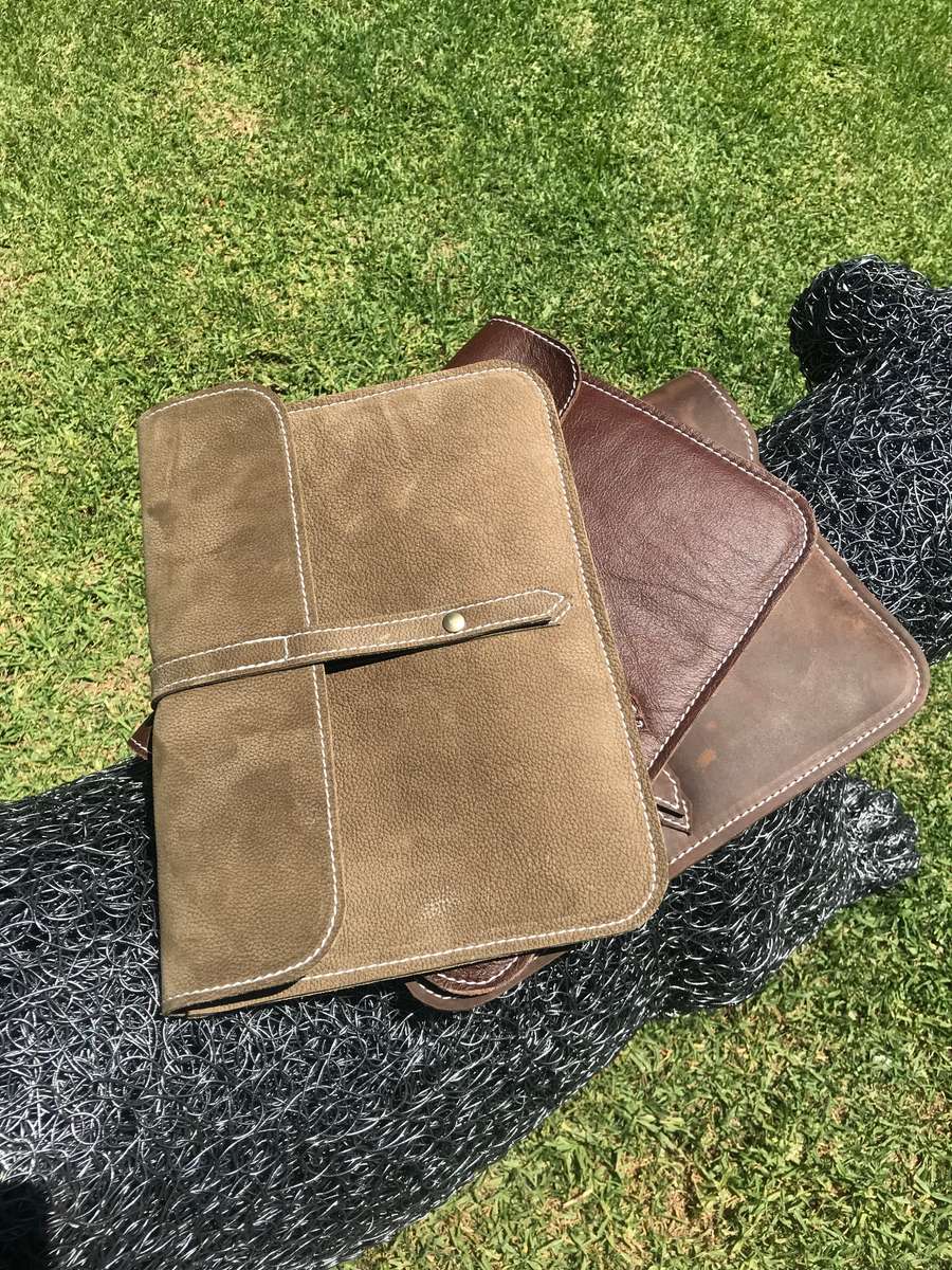 Padded laptop / Ipad pouch