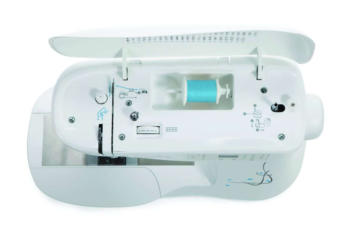 SINGER Featherweight C240 Sewing Machine