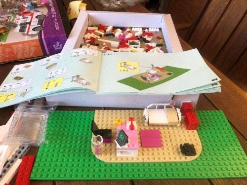 Xingboa - Girl City Hospital (Lego Compatible)