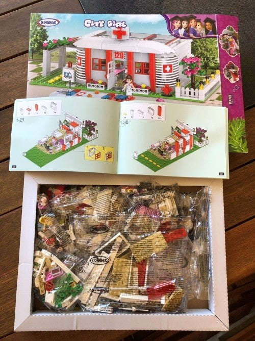 Xingboa - Girl City Hospital (Lego Compatible)