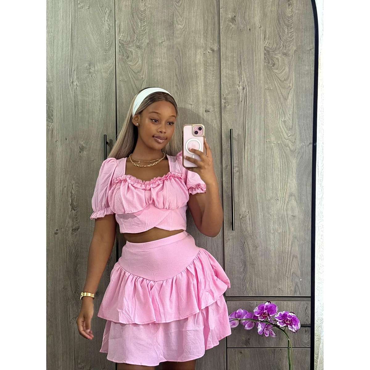 Sweetheart Neck Puff Sleeve Crop Top & Ruched Ruffle Hem Skirt Set