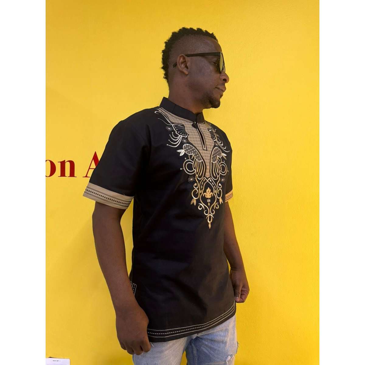 Mens African Vintage Embroidered T-Shirt