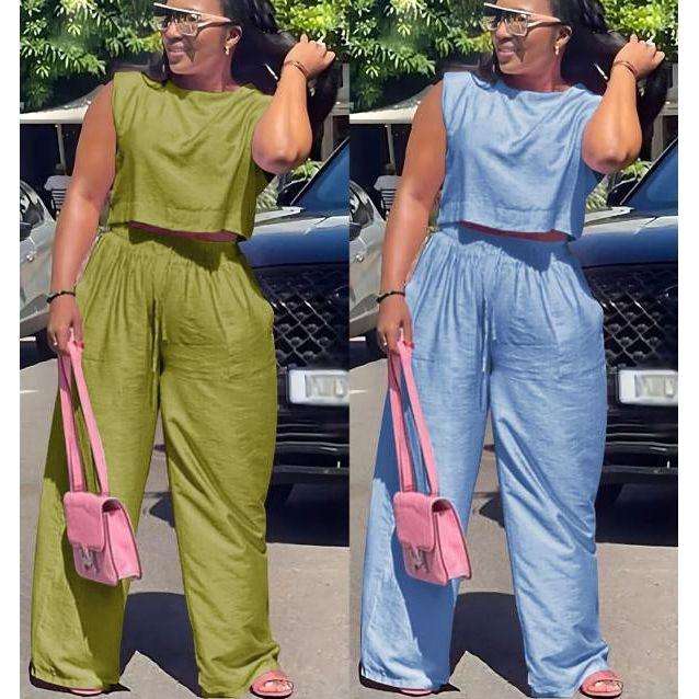 Sleeveless Round Neck Top & Loose Pants set.