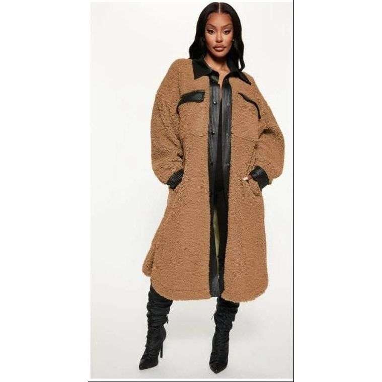 Vintage Woolen Buttoned Coat