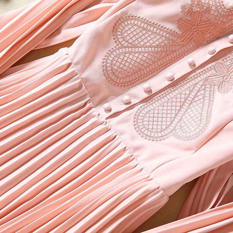 Emboidery Pleated Vintage Dress - XXL