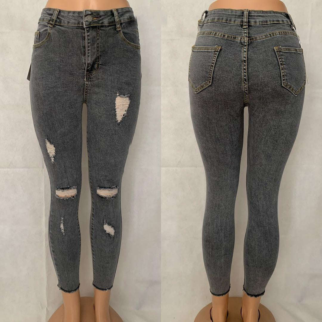 Distressed High Waisted jeans - 30