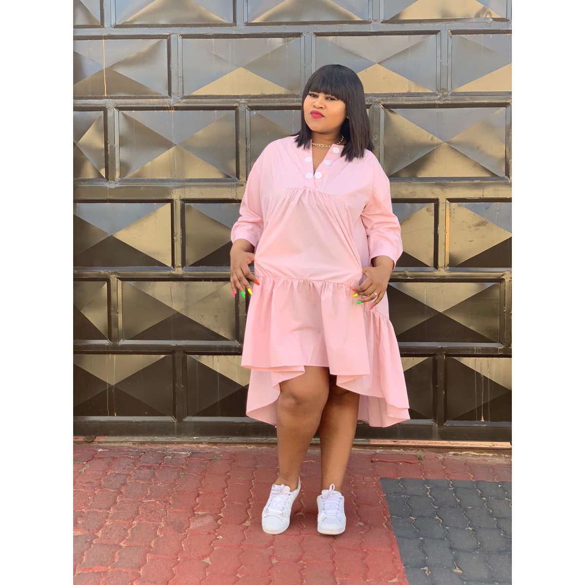 V-Neck Butoon Bubble Dress - BLACK / 48