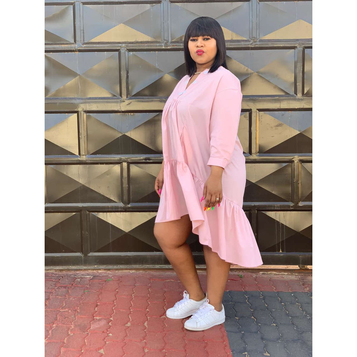 V-Neck Butoon Bubble Dress - BLACK / 48