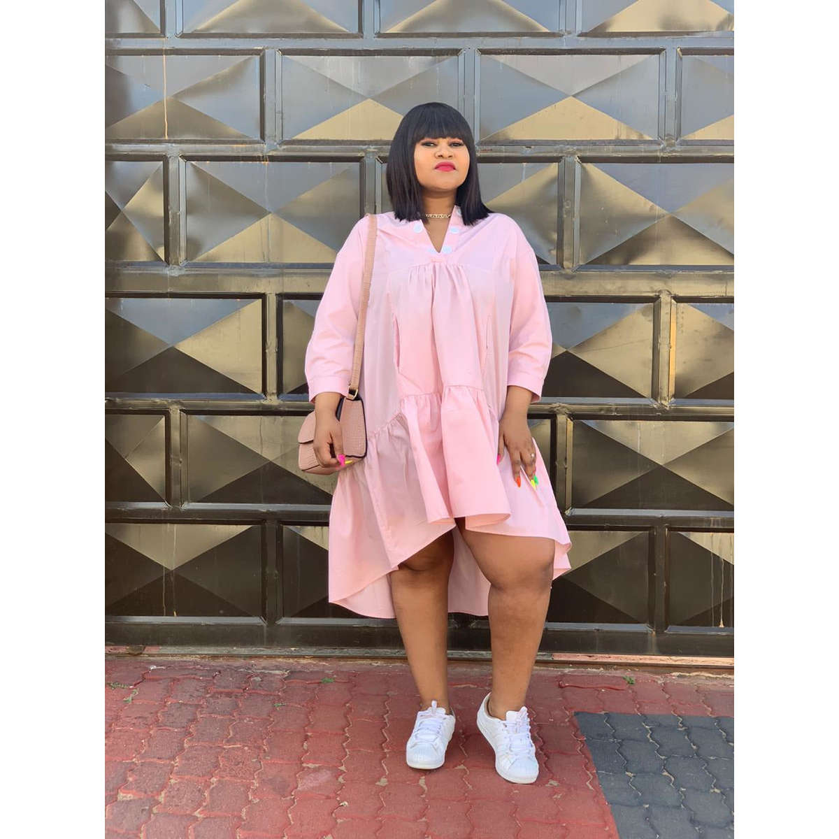 V-Neck Butoon Bubble Dress - BLACK / 48