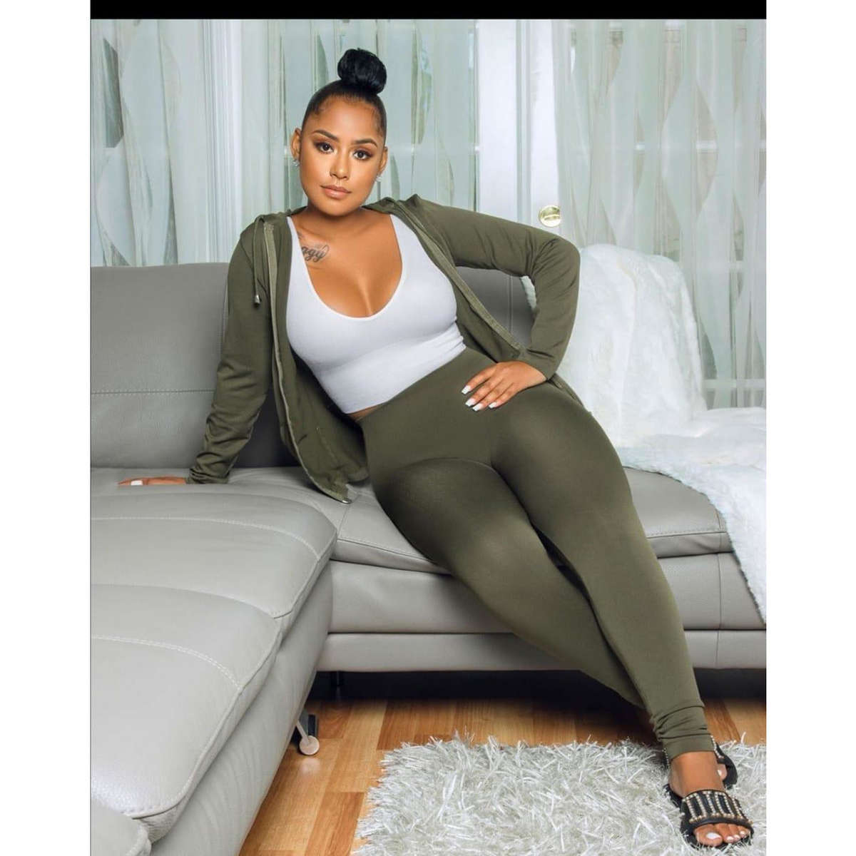 Tracksuit Set - BLACK / M