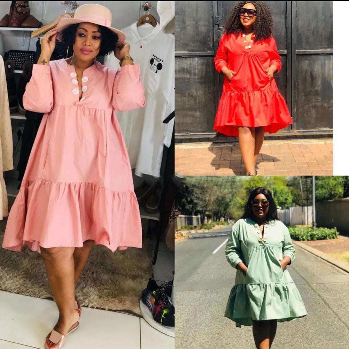 V-Neck Butoon Bubble Dress - BLACK / 48