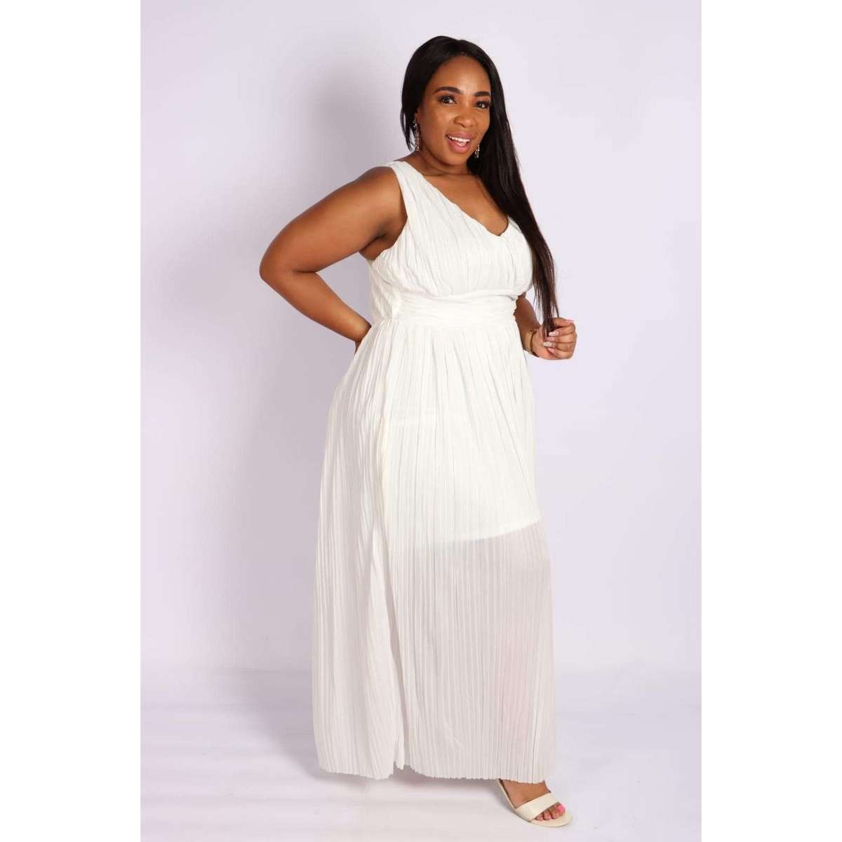 Deep V-Neck Pleated Maxi dress - WHITE / 32
