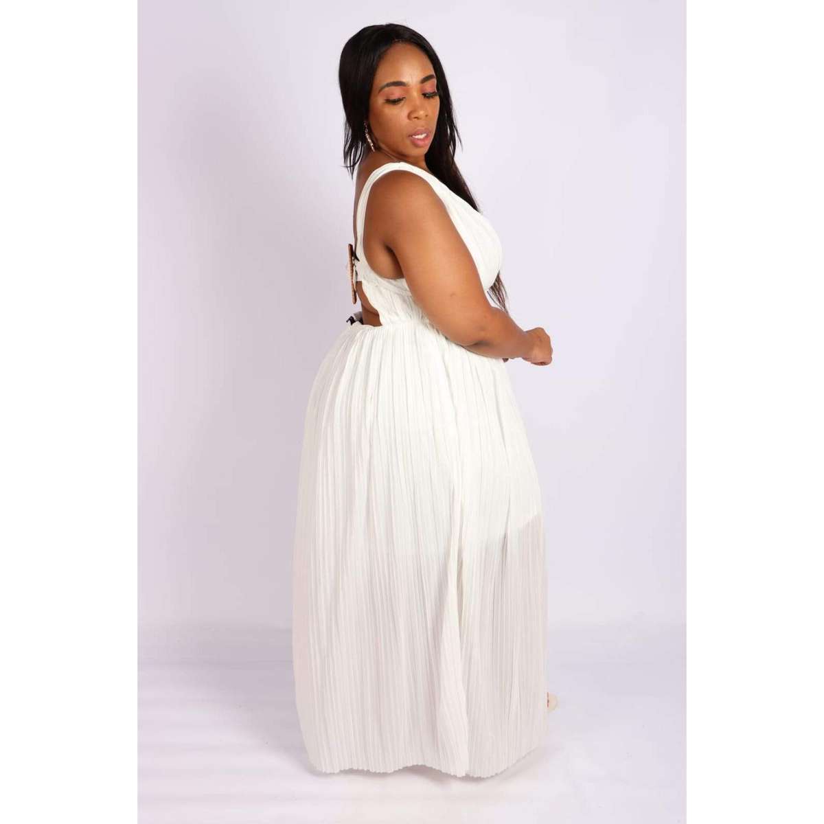 Deep V-Neck Pleated Maxi dress - MAROON / 42