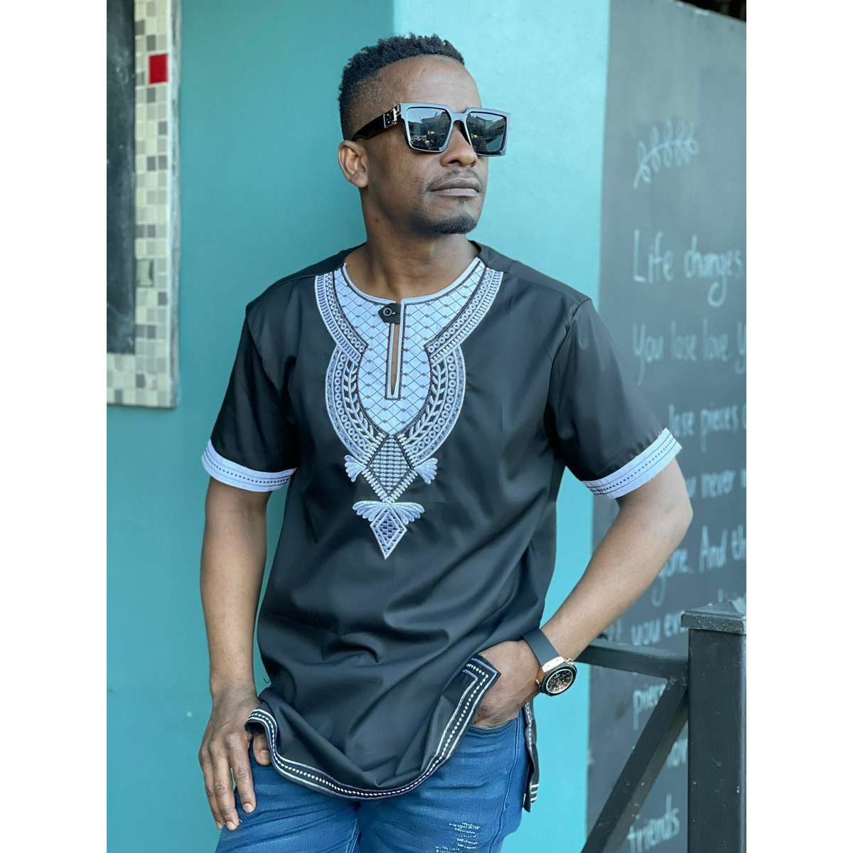 Mens African Vintage Embroidered T-Shirt - BLUE / 3XL