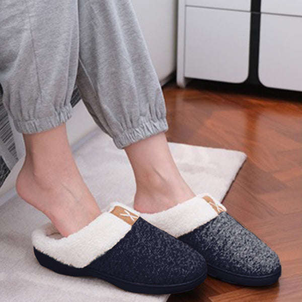 Plush Fleece Unisex Gel Slippers - Medium