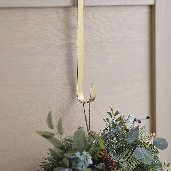 Christmas Wreath Hanger 36cm x 5cm