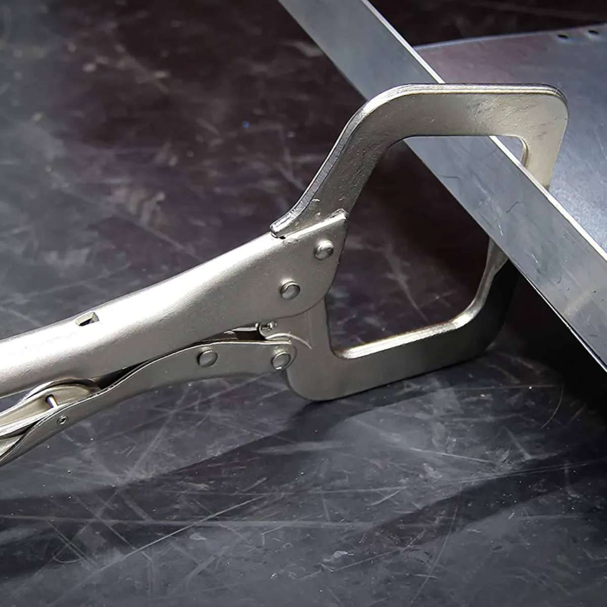 DEKTON 6" C Locking Plier