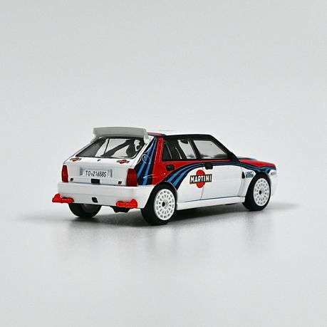 Mini GT Lancia Delta HF Intergrale Evoluzione 1:64