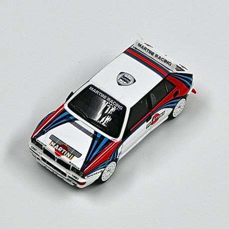Mini GT Lancia Delta HF Intergrale Evoluzione 1:64