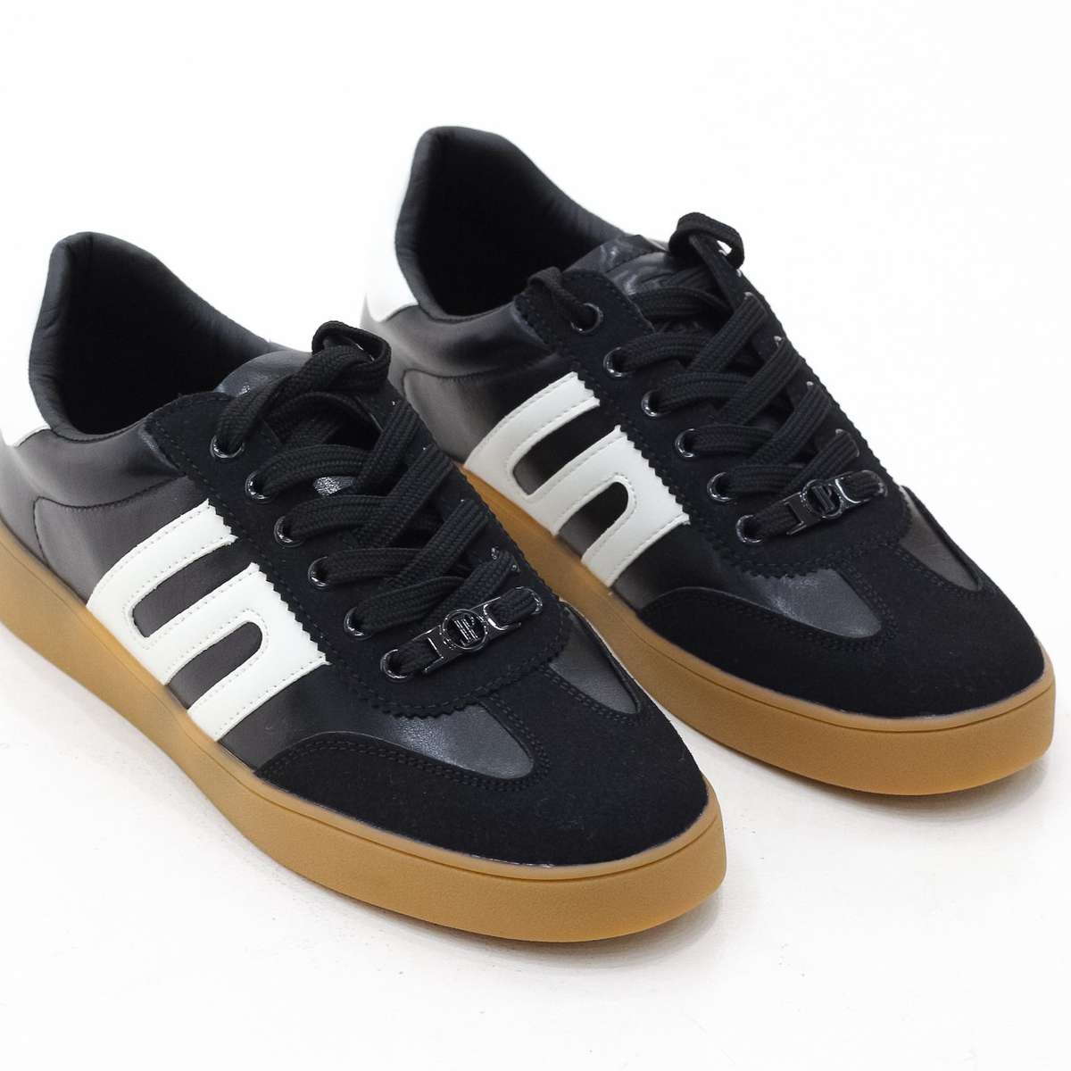 Bamba low lace-up casual sneaker