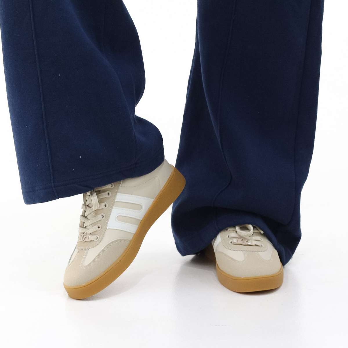 Bamba low lace-up casual sneaker