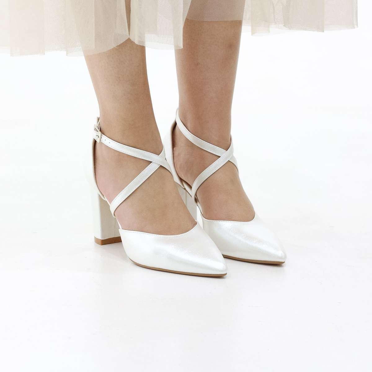 Fomo block 8.5 cm  heel open waist cross over belts