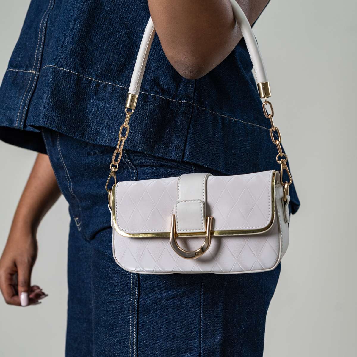Datolite quilted shoulder bag with gold detail