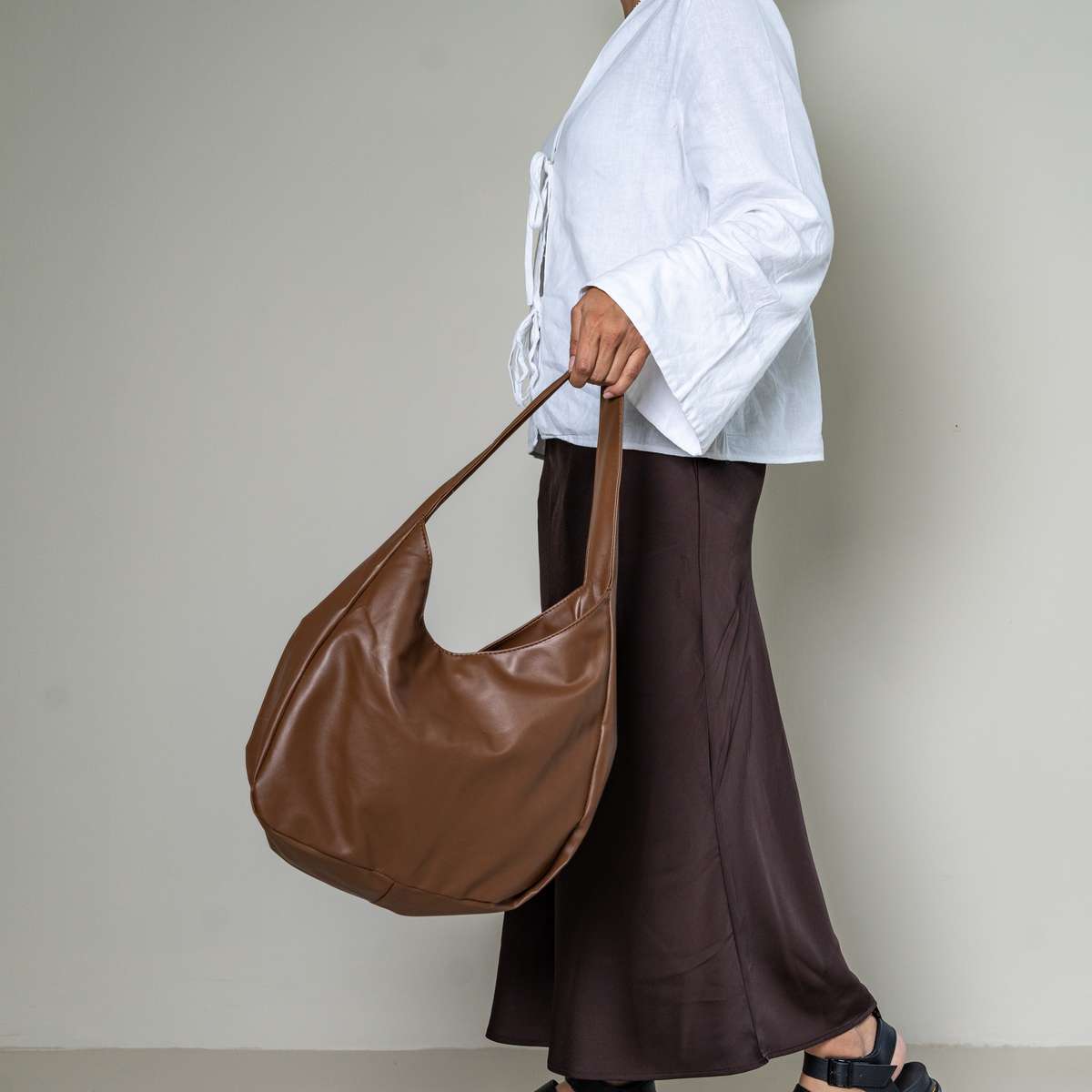Pyrite soft shoulder tote bag
