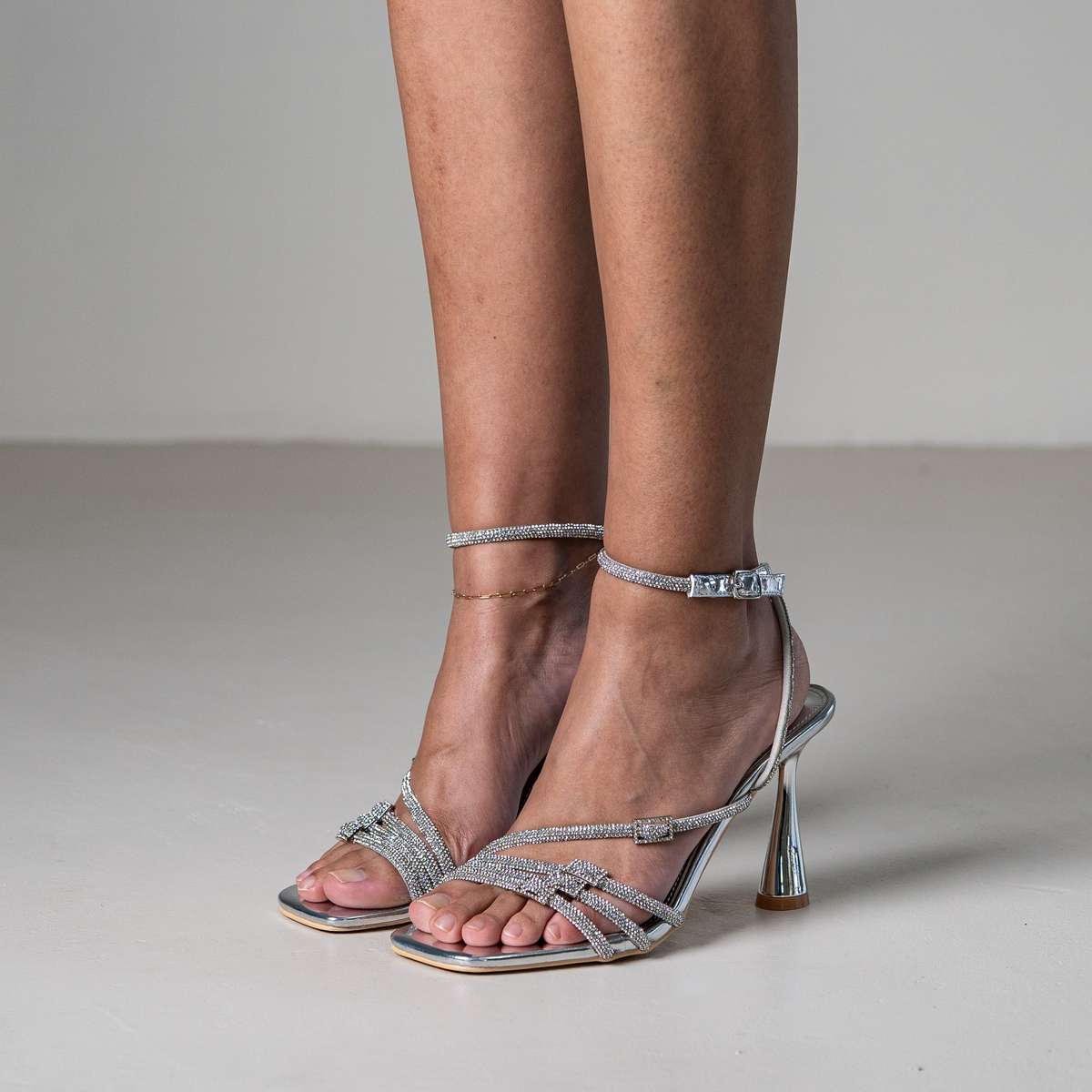 Senna strappy 9cm high heel sandal