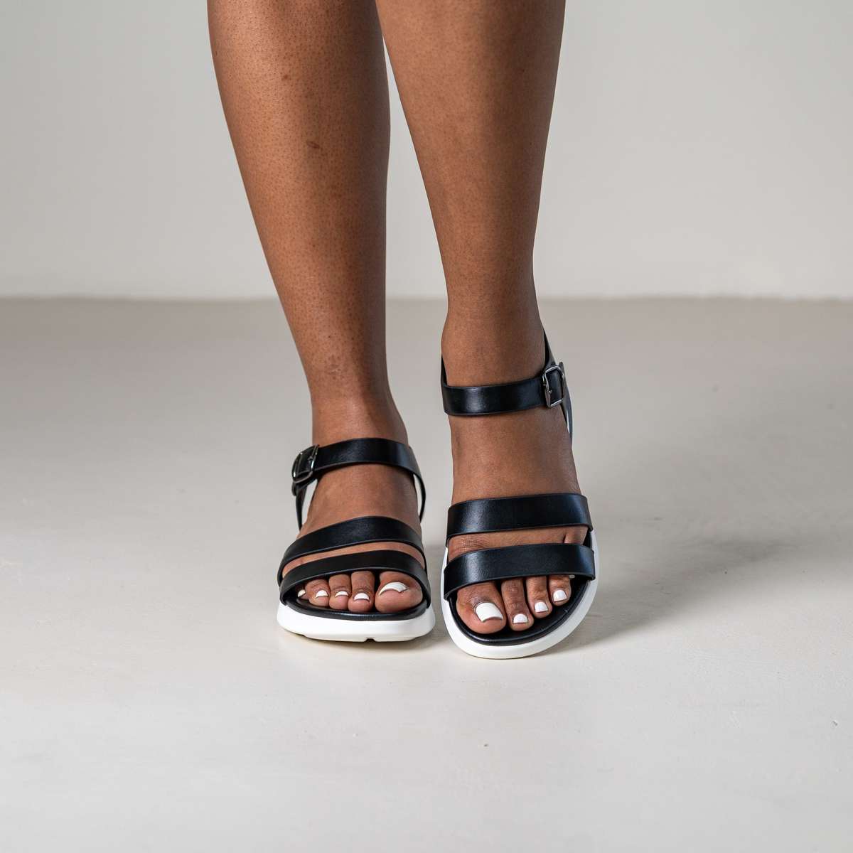 Lenovo adjustable buckle platform sandals