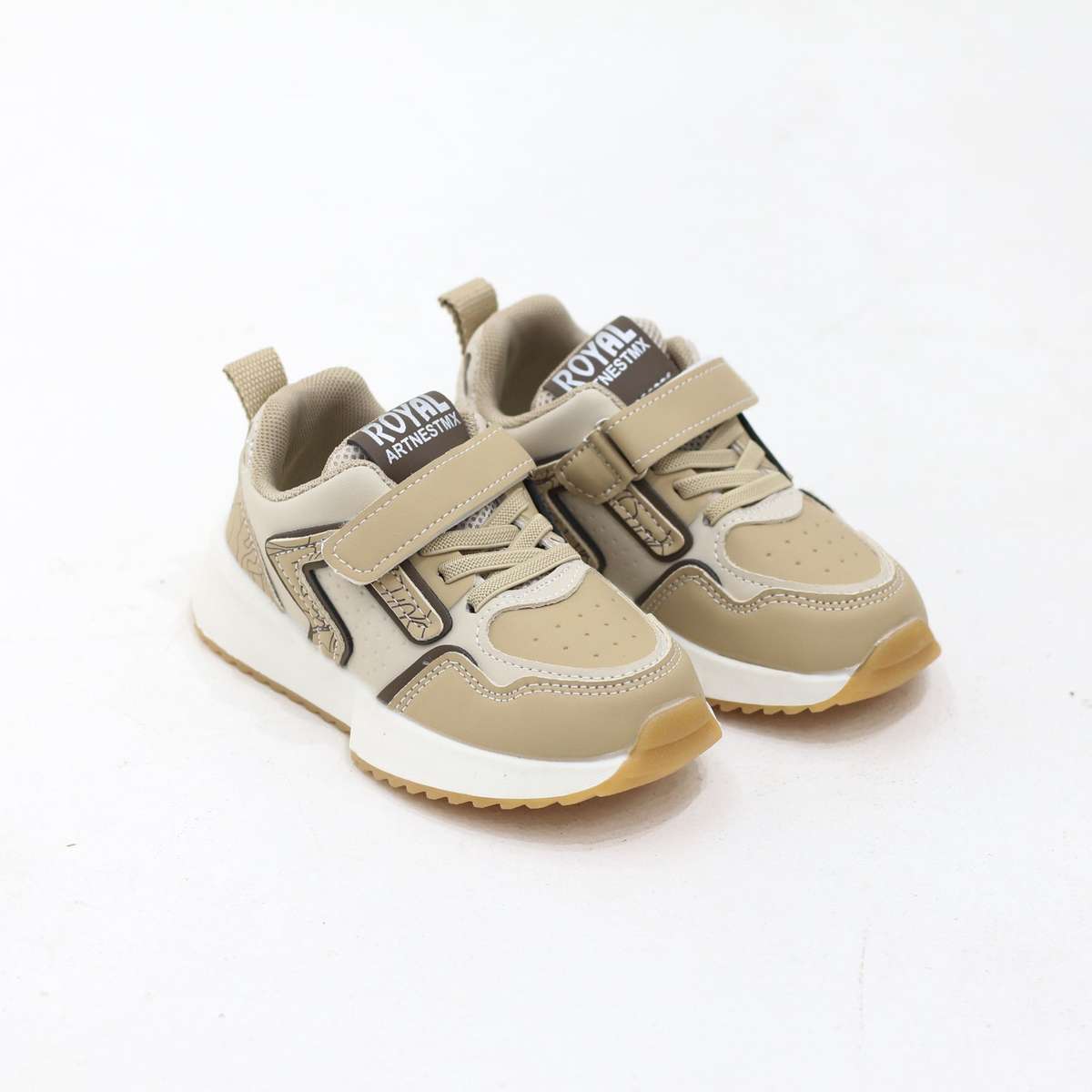 Acro baby girls lace up possession sneaker