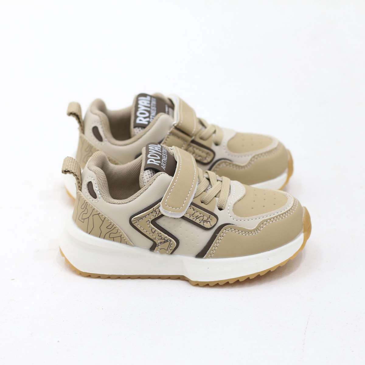 Acro baby girls lace up possession sneaker