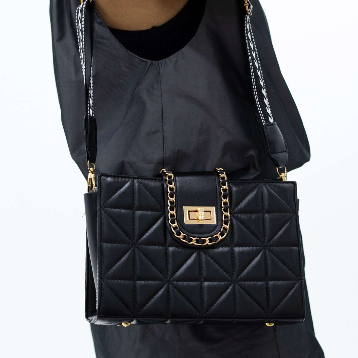 Sita quilted  mini hand bag black